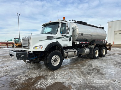 2000 Etnyre Blacktopper CFNT 3500 gal on 2011 Freightliner M2 112 6x4 Asphalt Distributor Truck