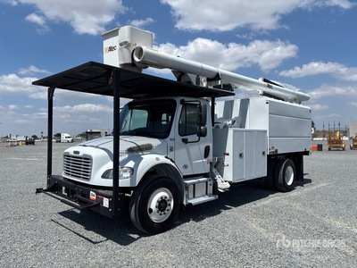 2019 Altec LR7-60E70 70 ft on 2019 Freightliner M2 106 4x2 Forestry Chipper Body Lkw-Arbeitsbühne
