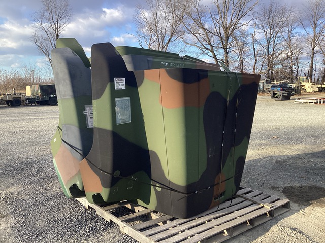 (3) Daimler A17-12443-004 Truck Hoods (3) Daimler A17-12443-004 Truck Hoods