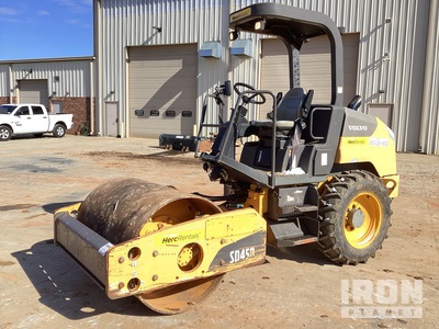 2019 Volvo SD45B Smooth Drum Compactor