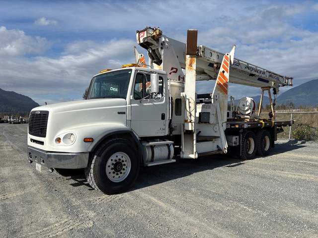 Pioneer 4000 55000 lb Straight Boom on 1999 Freightliner FL112 6x4 Boom Truck