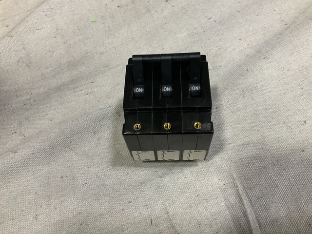 (15) Airpax M55629/5-241 Circuit Breakers