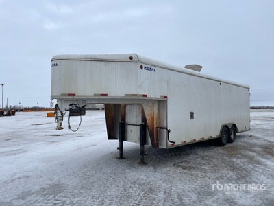 2012 Royal Cargo 24 ft T/A Gooseneck Pressure Washer Remorque fermée