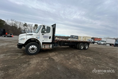 2017 Freightliner M2 106 6x4 Ciężarówka z płaską platformą