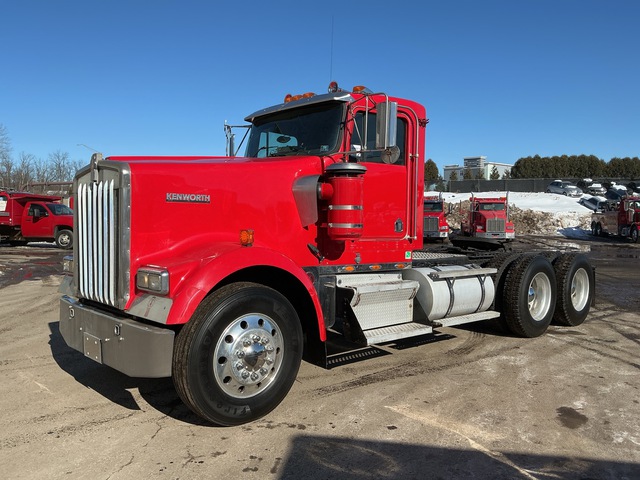2003 Kenworth W900 6x4 T/A Day Cab Truck Tractor