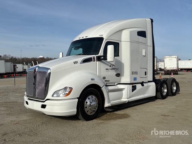 2020 Kenworth T680 6x4 T/A Sleeper Truck Tractor