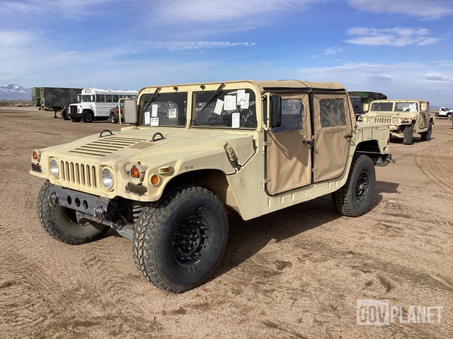 1987 AM General M1097R1 HMMWV 4 Door Soft Top w/Truck Body