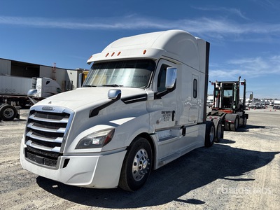 2020 Freightliner Cascadia 126 6x4 T/A Sleeper Truck Tractor
