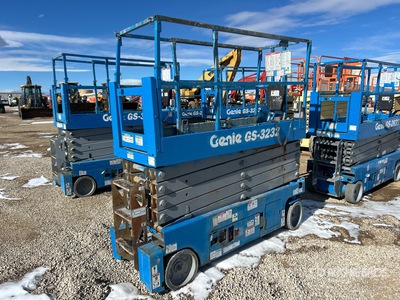 2015 Genie GS3232 Electric Scissor Lift