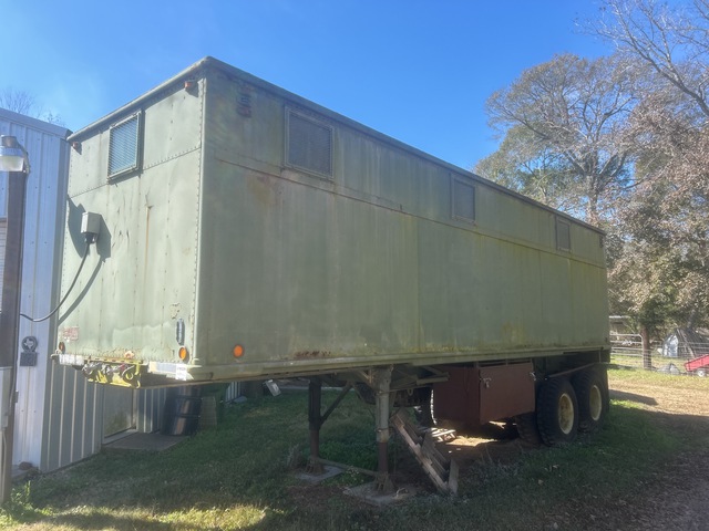1964 (unverified) M129A2C 28 ft T/A Dental Van Trailer