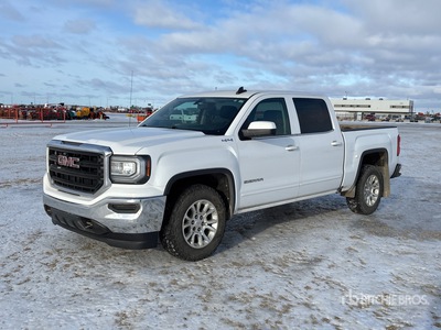 2017 GMC 1500 SLE 4x4 Crew Cab Pick-up