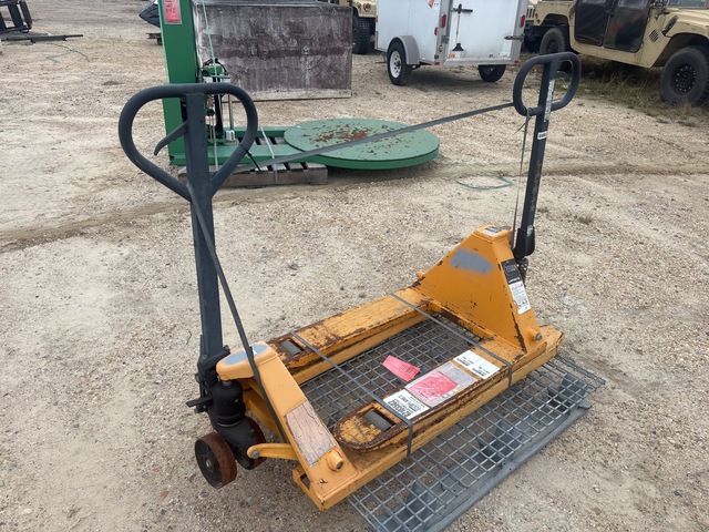 (2) Pallet Jacks