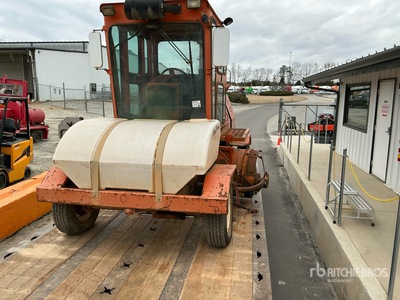 2006 Broce RJ-350 Self-Propelled Broom