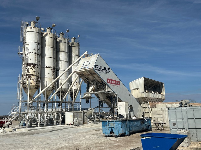 2016 LeBlanc CTAH-120 Concrete Batch Plant 2016 LeBlanc CTAH-120 Concrete Batch Plant