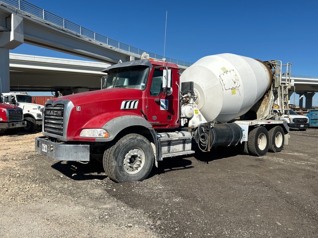 2018 Mack Granite 64BR 6x4 Mixer Truck