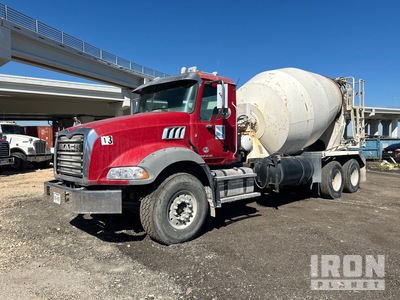 2018 Mack Granite 64BR 6x4 Camion mélangeur