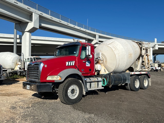 2018 Mack Granite 64BR 6x4 Mixer Truck