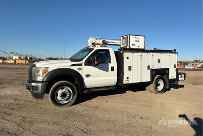 2015 Ford F-550 XL 4x2 サービスカー