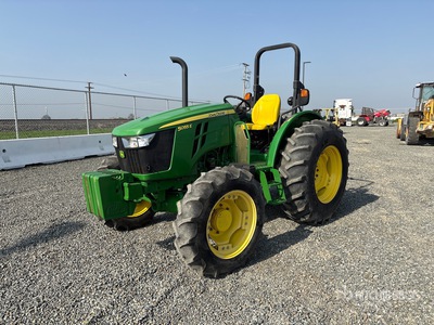 2018 John Deere 5055E 4WD Trattore da giardinaggio