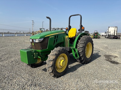 2019 John Deere 5045E 4WD Trattore da giardinaggio