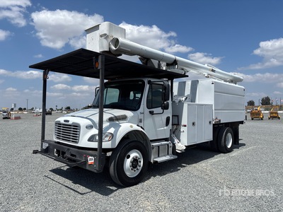 2018 Altec LE7-60E70 70 ft on 2017 Freightliner M2 4x2 Forestry Chipper Body Autohoogwerker