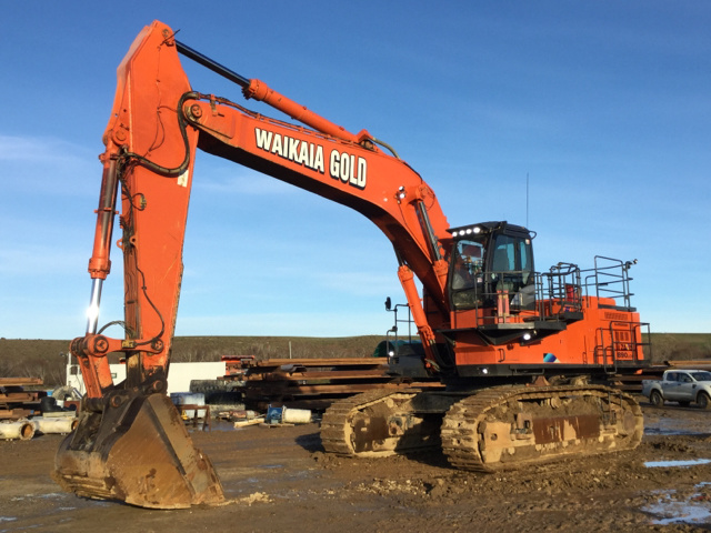 2017 Hitachi ZX890LCH-5A Track Excavator