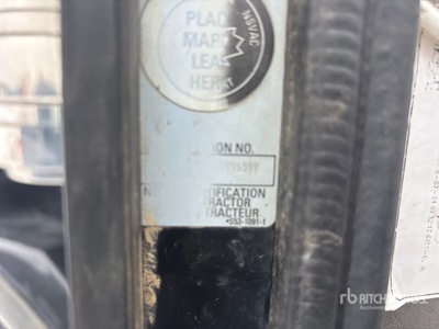 2007 Kenworth T800 6x4 T/A Sleeper Truck Tractor