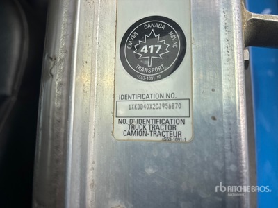 2012 Kenworth T800 6x4 تراكتور شاحنة كابينة النوم (ثنائية المحور)