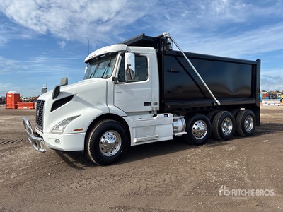 2020 Volvo VNR 8x4 Tri/A Dump Truck