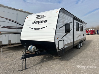 2017 Jayco 30 ft T/A Travel Trailer