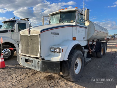 1991 Kenworth T800 4000 gal 6x4 Water Truck