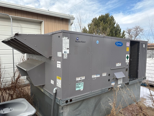 2024 Carrier Weather Maker 48HCFE17A2M5 15 ton Air Conditioner (Unused)