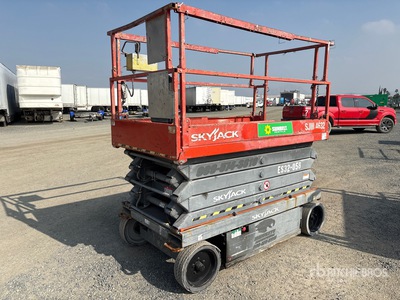 2014 Skyjack SJ4632 Electric Scissor Lift