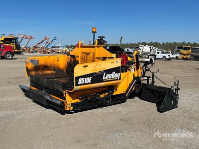 2022 LeeBoy 8510E Track Asphalteuse