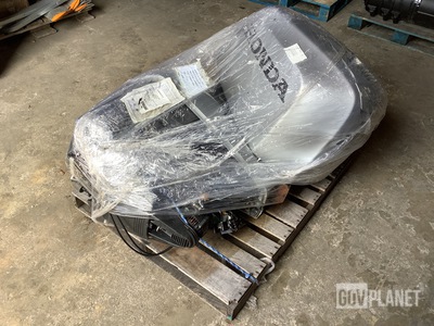 Honda 225 Outboard Motor