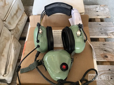 (14) David Clark Headsets