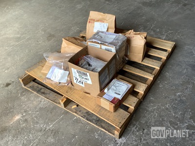 (3) Optoeletronic Switches, (43) Thread Studs, (2) Plates & Assorted Items