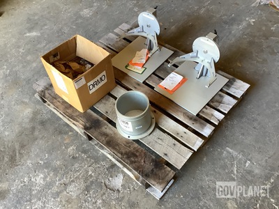 (50) Couplings, (2) Stands & (1) Alignment Tool