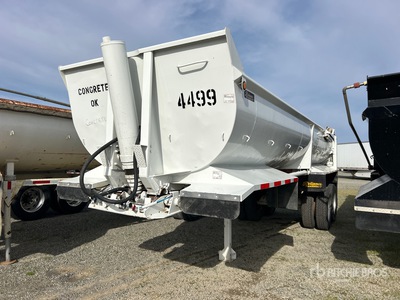 1971 Reliance 25 ft T/A End Dump Trailer