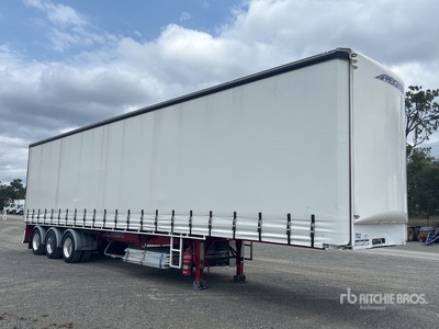2020 MaxiTrans 12.2 m Tri/A Curtain Side Trailer