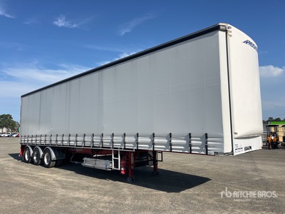 2020 MaxiTrans 13.2 m Tri/A Tautliner Trailer