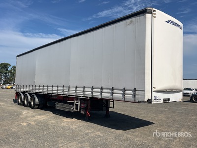 2019 MaxiTrans Tri/A Tautliner Trailer