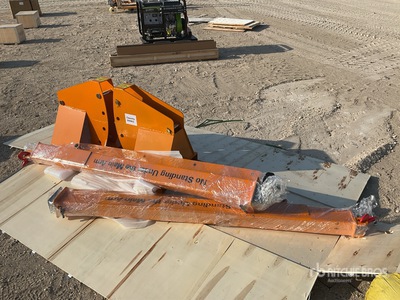 Quantity of (2) Forklift Telescopic Booms - Fits forklifts (Unused)