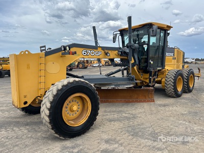 2010 John Deere 670GP Motor Grader