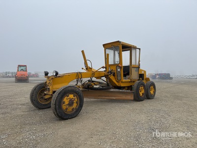 Allis-Chalmers M65 Motolivellatrice