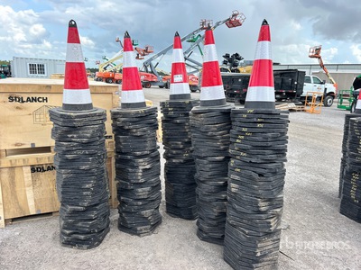 2026 SDLANCH IRSTC Qty of 196 PCS Cônes d'autoroute (Unused)