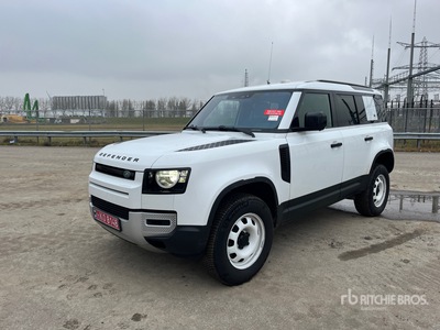 Land Rover Defender 4x4 SUV