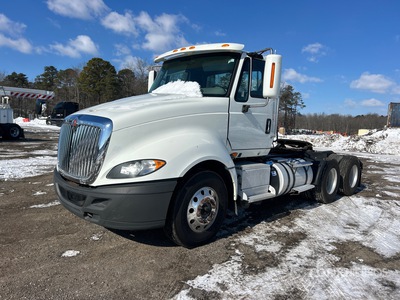 2017 International ProStar+ 6x4 Ciągnik siodłowy T/A z kabiną dzienną
