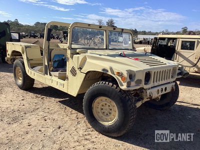 1985 AM General M1097R1 HMMWV 2 Door w/Truck Body