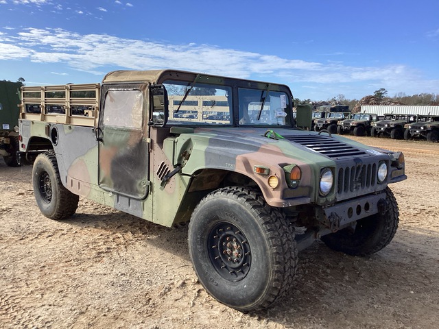 2006 AM General M1097R1 HMMWV 2 Door Soft Top w/Truck Body